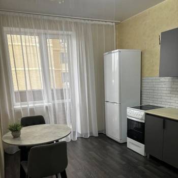 Сдается 1-комнатная квартира, 39,2 м²