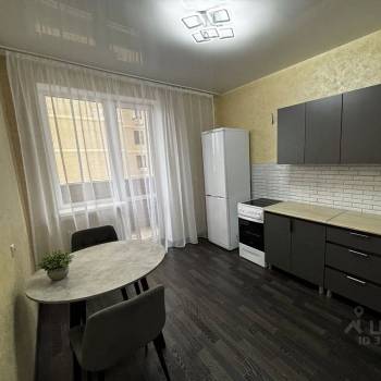 Сдается 1-комнатная квартира, 39,2 м²