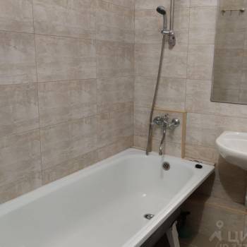 Сдается 1-комнатная квартира, 39 м²