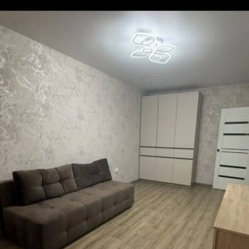 Сдается 2-х комнатная квартира, 70 м²