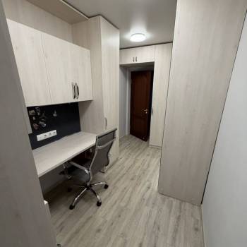 Сдается Многокомнатная квартира, 56 м²