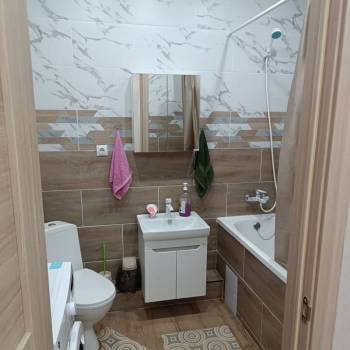 Сдается 2-х комнатная квартира, 63 м²