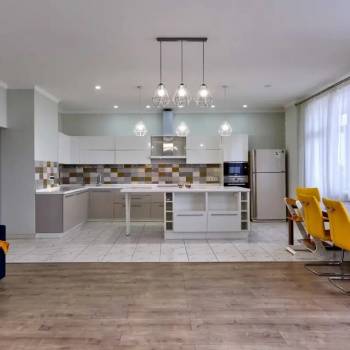 Сдается Многокомнатная квартира, 167 м²