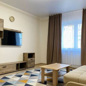Сдается 2-х комнатная квартира, 63,7 м²