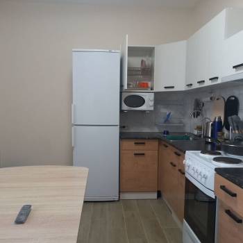 Сдается 2-х комнатная квартира, 63,7 м²