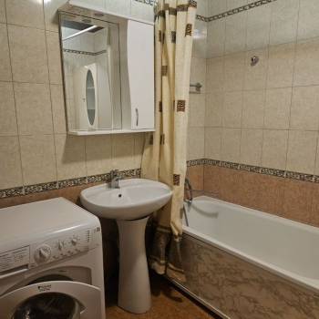 Сдается 2-х комнатная квартира, 58 м²