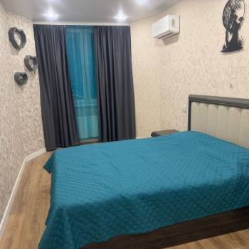 Продается 1-комнатная квартира, 32 м²