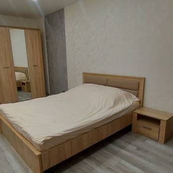 Продается 1-комнатная квартира, 40 м²