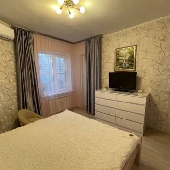 Сдается 2-х комнатная квартира, 63 м²
