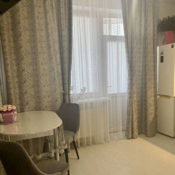 Сдается 2-х комнатная квартира, 64 м²