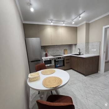 Сдается 1-комнатная квартира, 47 м²