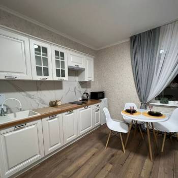 Сдается 1-комнатная квартира, 43 м²