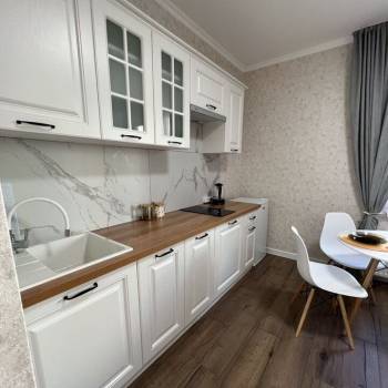 Сдается 1-комнатная квартира, 43 м²