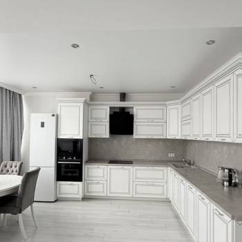 Сдается 2-х комнатная квартира, 95 м²