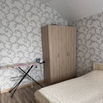 Сдается 2-х комнатная квартира, 100 м²