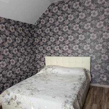 Сдается 2-х комнатная квартира, 100 м²