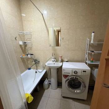 Сдается 1-комнатная квартира, 38 м²