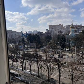 Сдается Многокомнатная квартира, 60 м²