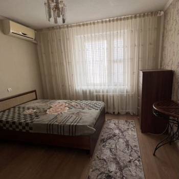 Сдается Многокомнатная квартира, 60 м²