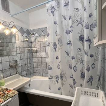 Сдается Многокомнатная квартира, 60 м²