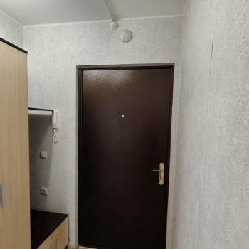 Продается 1-комнатная квартира, 38 м²