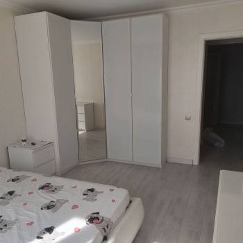 Сдается 2-х комнатная квартира, 65 м²