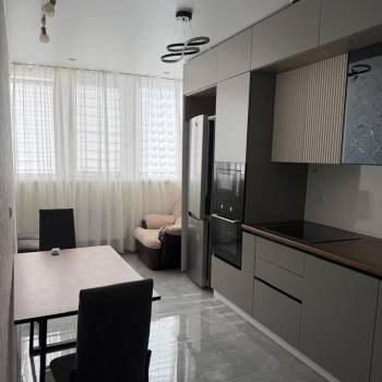 Сдается 2-х комнатная квартира, 56 м²