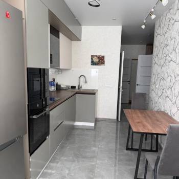 Сдается 2-х комнатная квартира, 56 м²