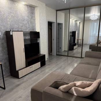 Сдается 2-х комнатная квартира, 56 м²