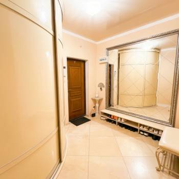 Продается 3-х комнатная квартира, 111,8 м²