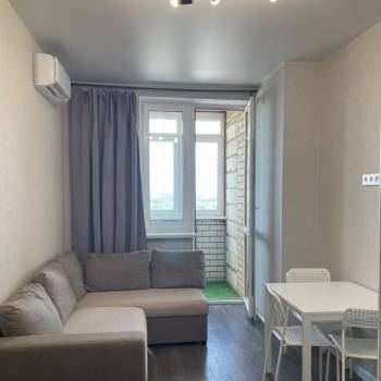 Сдается 1-комнатная квартира, 36 м²