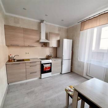 Сдается 1-комнатная квартира, 40 м²