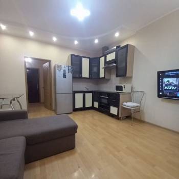 Сдается 1-комнатная квартира, 50 м²