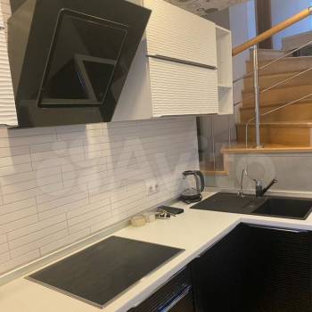 Продается 3-х комнатная квартира, 138 м²