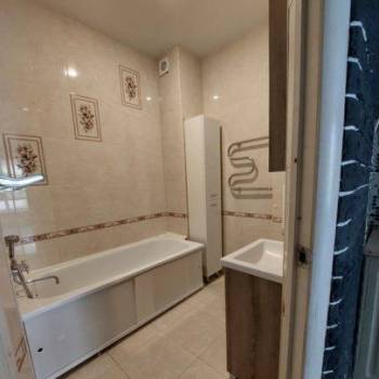 Продается 1-комнатная квартира, 36 м²
