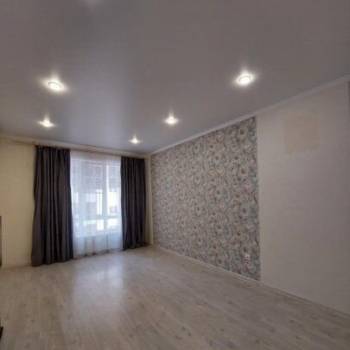 Продается 1-комнатная квартира, 36 м²