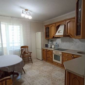 Сдается Многокомнатная квартира, 110 м²