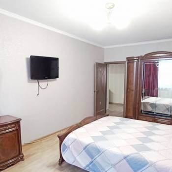 Сдается Многокомнатная квартира, 110 м²