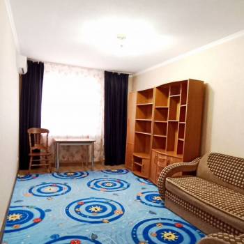Сдается Многокомнатная квартира, 110 м²