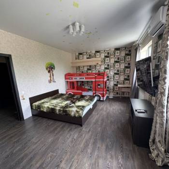 Сдается Дом, 185 м²