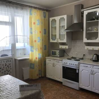 Сдается 1-комнатная квартира, 50 м²