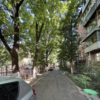 Продается 1-комнатная квартира, 29,7 м²