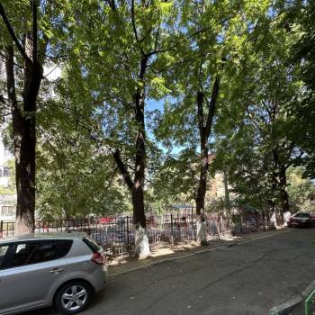 Продается 1-комнатная квартира, 29,7 м²