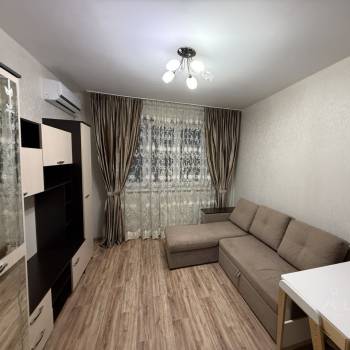 Сдается 1-комнатная квартира, 35 м²