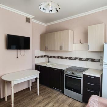Сдается 1-комнатная квартира, 43 м²