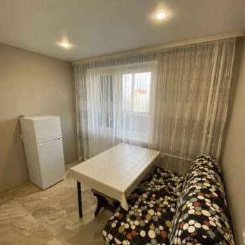 Сдается 1-комнатная квартира, 37 м²