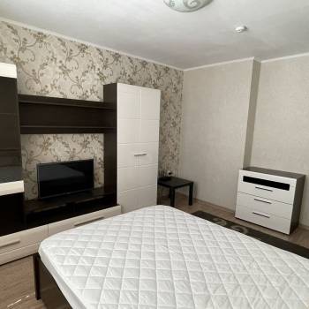 Продается 1-комнатная квартира, 33,8 м²