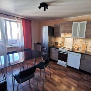 Сдается 2-х комнатная квартира, 74,4 м²