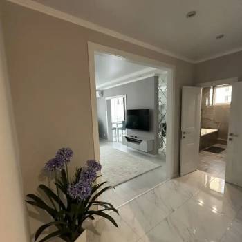 Сдается 2-х комнатная квартира, 65 м²