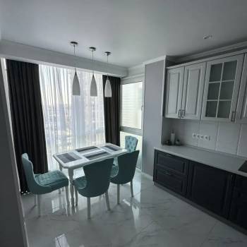 Сдается 2-х комнатная квартира, 65 м²